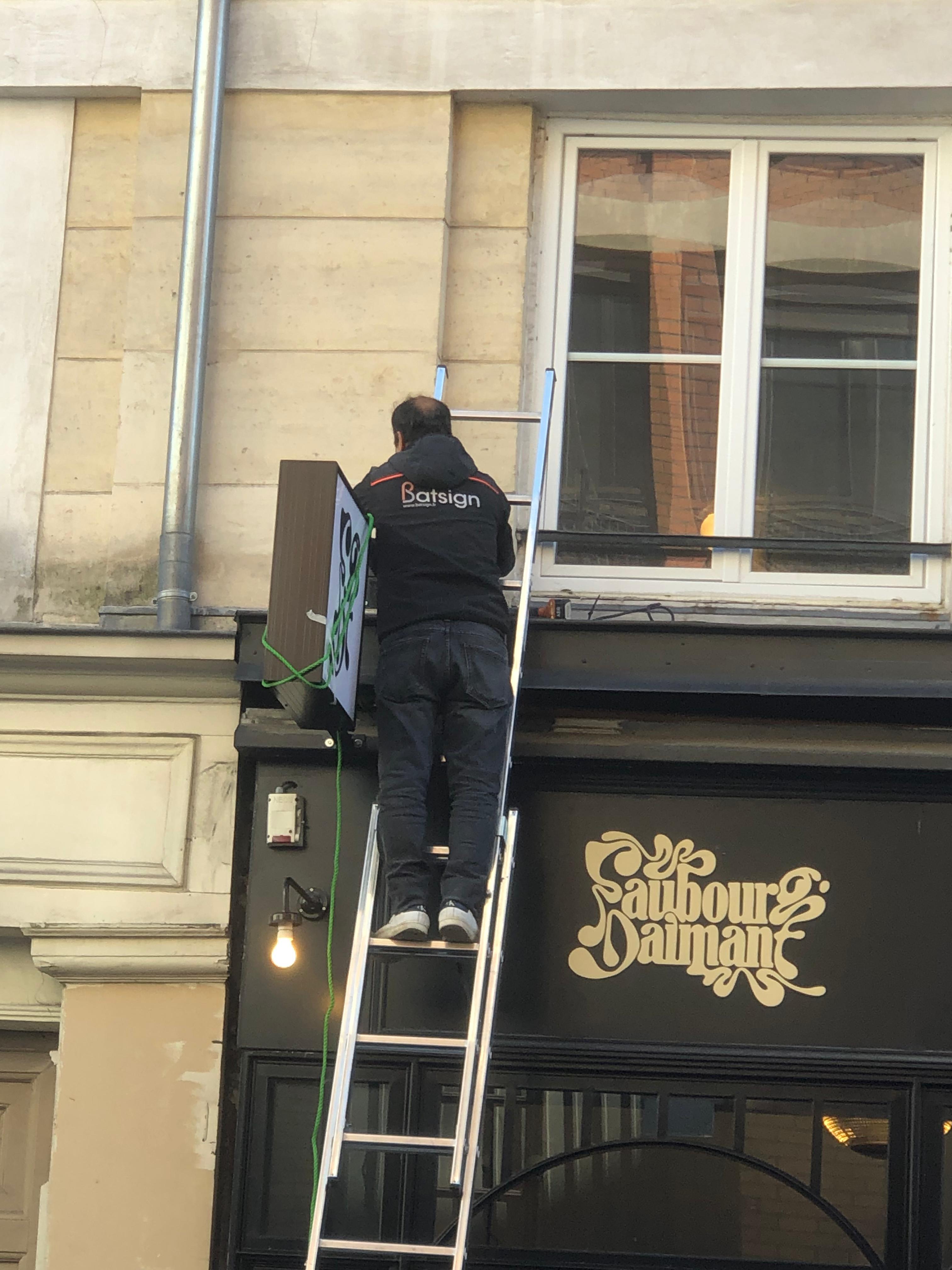 L’installation en hauteur n’est pas simple