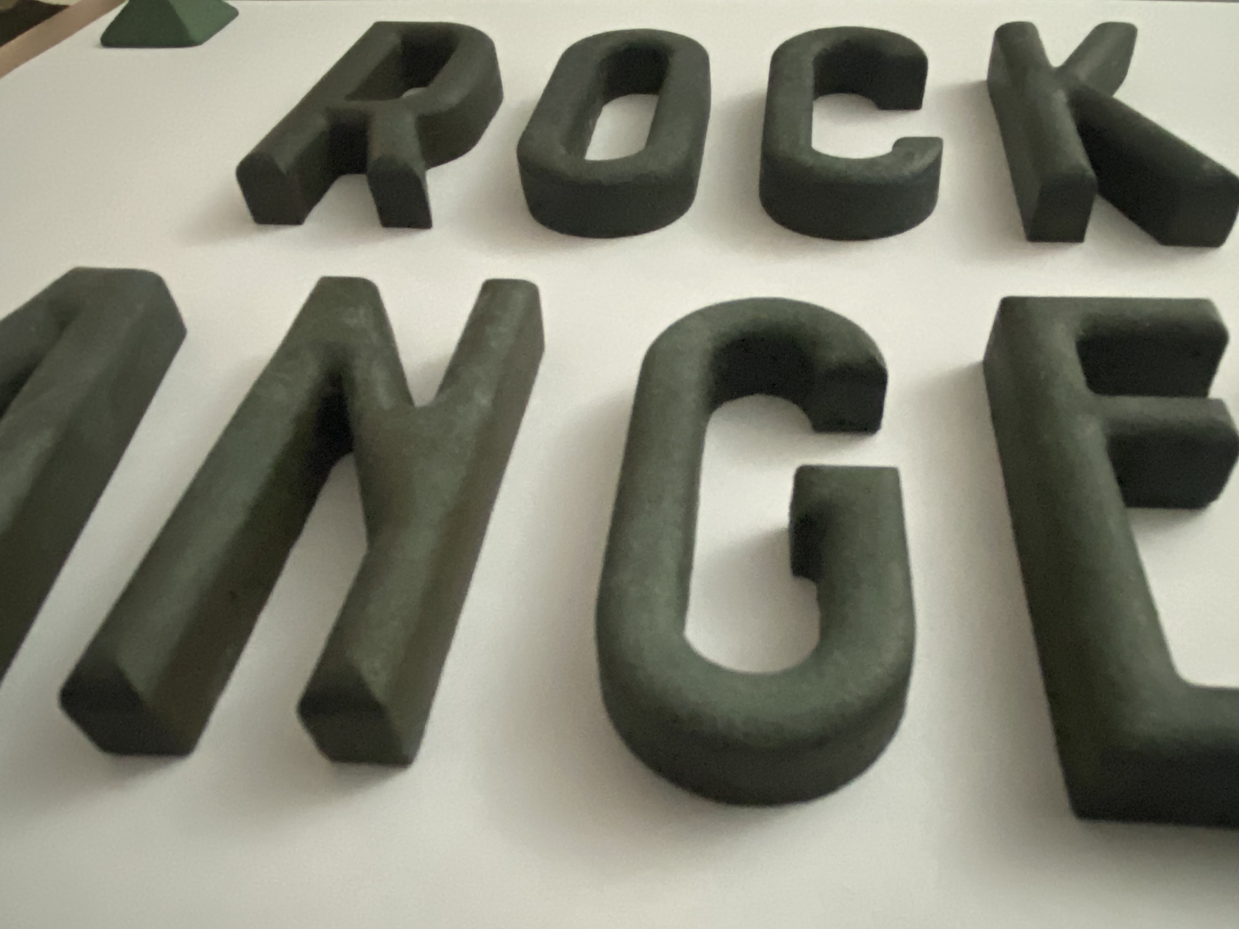 Lettres en bronze