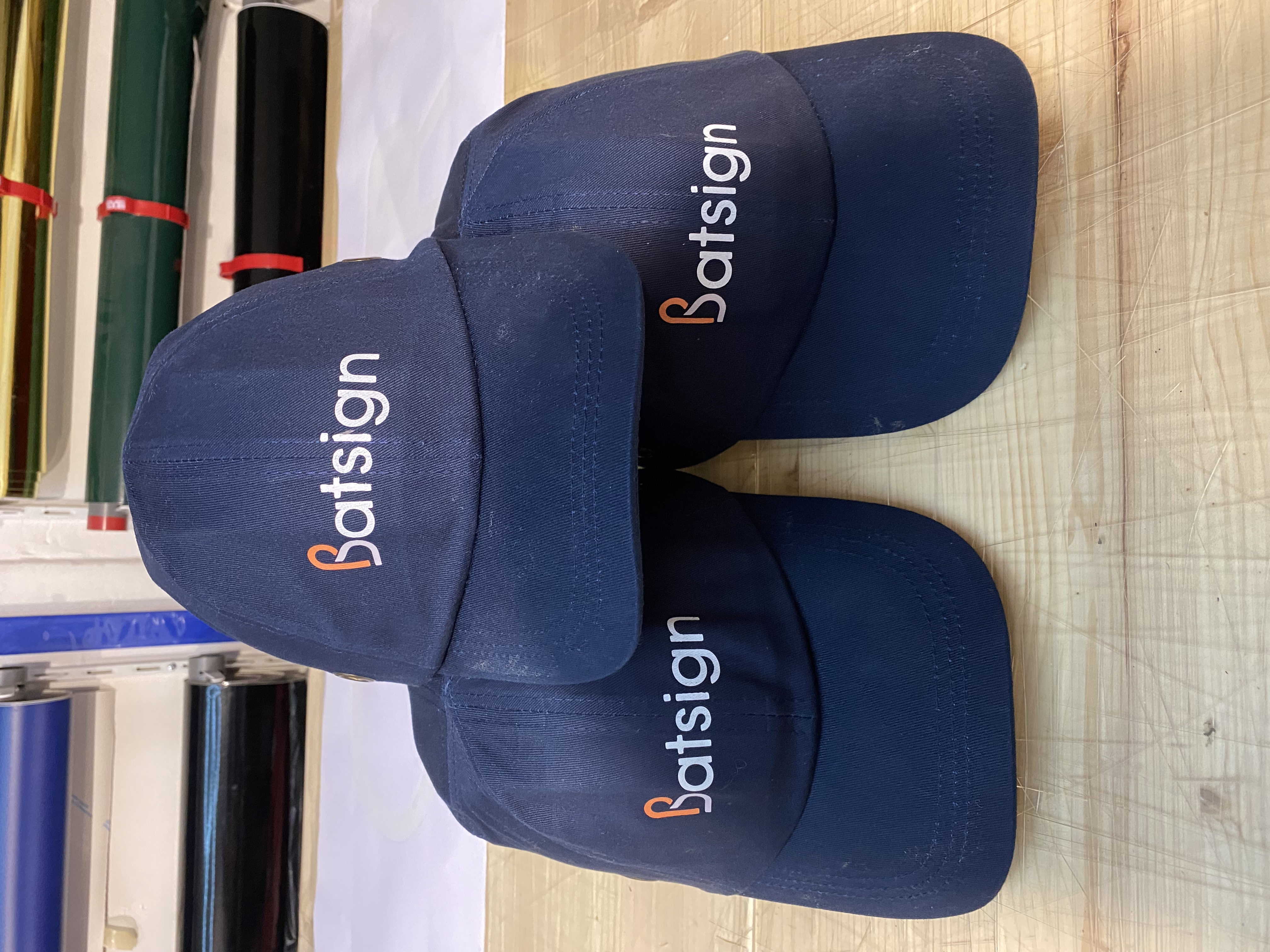 Impression de logos sur casquettes